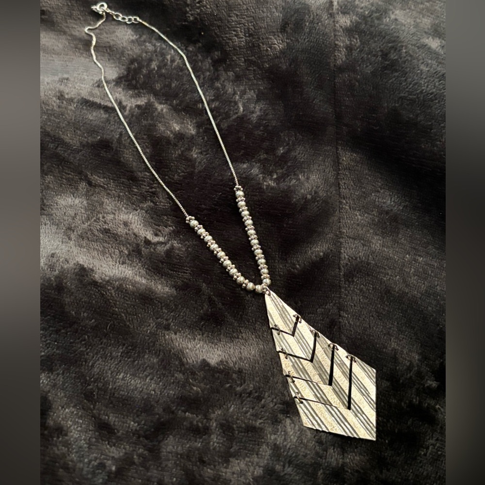 925 Necklace marked Mexico (TR-120)Elegant Silver Pendant Necklace